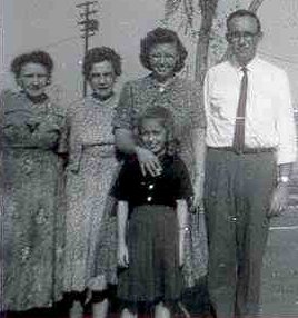 Jerry with daughter Cathleen, wife Wanda, his mother, Nilla, and her mother, Hattie.